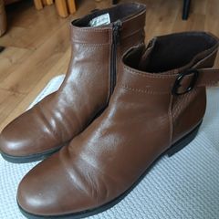 Real Leather Ladies Boots Size 7uk 30 euro