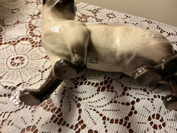 Beswick Siamese cat