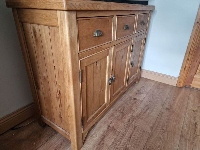 Dorchester Oak 3 Door Sideboard