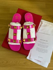 Valentino Garavani Roman Stud Sandals Pink Size 41 NEW IN BOX