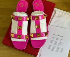 Valentino Garavani Roman Stud Sandals Pink Size 41 NEW IN BOX