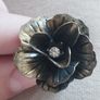 Beautiful vintage flower ring. Image 6