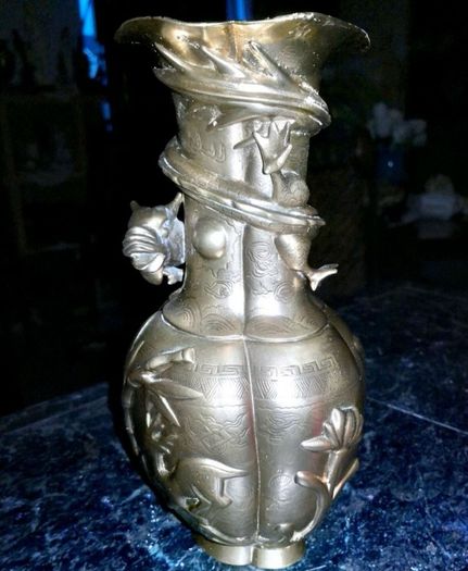 Antique Chinese heavy brass vase
