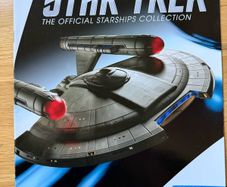 Star Trek The Official Starships Collection Issue 44 United Earth Starfleet Intrepid