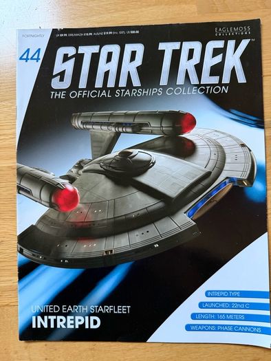 Star Trek The Official Starships Collection Issue 44 United Earth Starfleet Intrepid