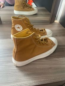 Converse lift brown size 8