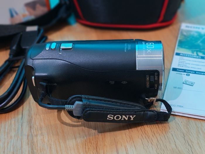 Sony Handycam HDRCX405