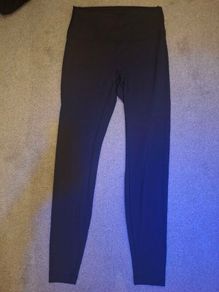 Black Lululemon Wunder Train Leggings