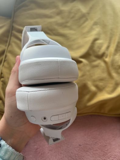 Jbl White Headphones