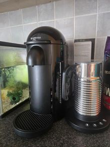 Nespresso Vertuo + frother + capsules