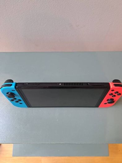 Nintendo Switch Oled with Accesories