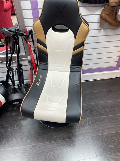 gaming chair