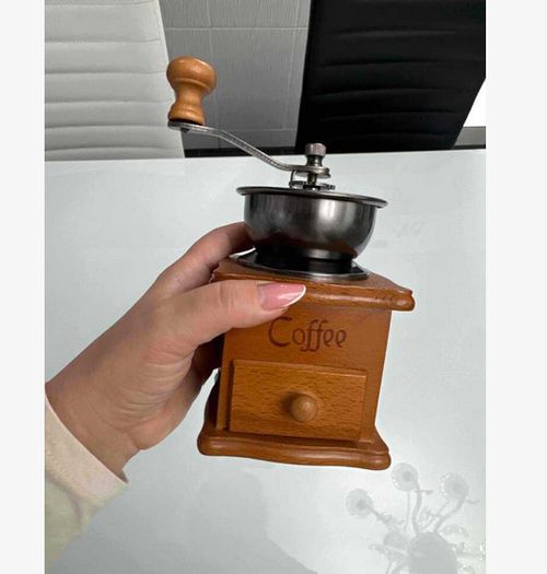 Free Postage! Vintage Style Manual Coffee Grinder