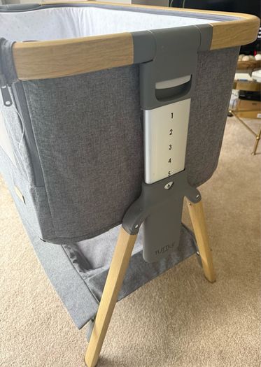 Tutti Bambini CoZee Bedside Crib - Oak and Charcoal