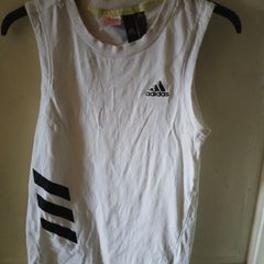 vintage 2000s adidas t shirt.