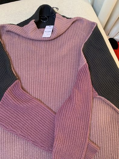 Oversized Jumper size 18/20 brand new