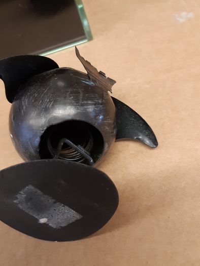 Bird ornament metal