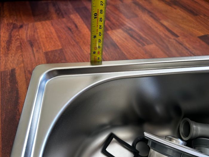 Stainless steel sink