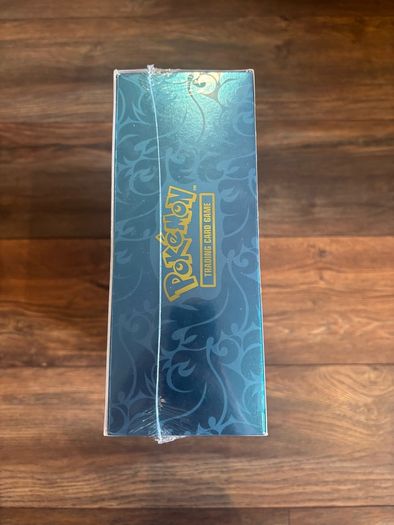Pokemon Mega Charizard x ex Ultra Premium Collection