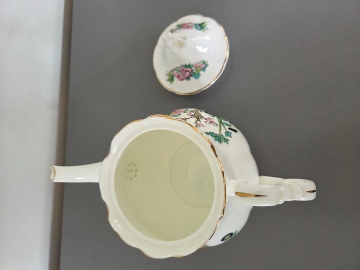 Tea Pot pot Indian Tree