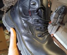 safety boots