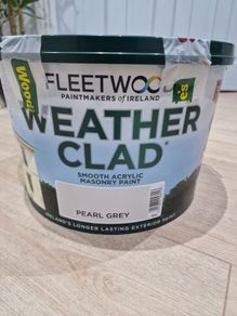 10 litre Fleetwood masonry paint Pearl Grey