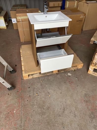 vanity floor mounted