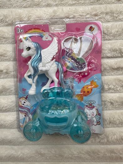 Crystal unicorn carriage BJ toys unicorn - loose wiings approx. 9 cm. Only 1 candy Please see photos