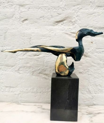 Sculpture Of A Sitting Lady (32cm, 4kg) - Bronze, Marble, Signed