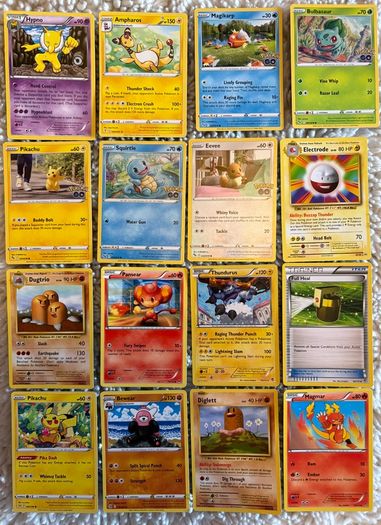 200+ Pokemon Cards