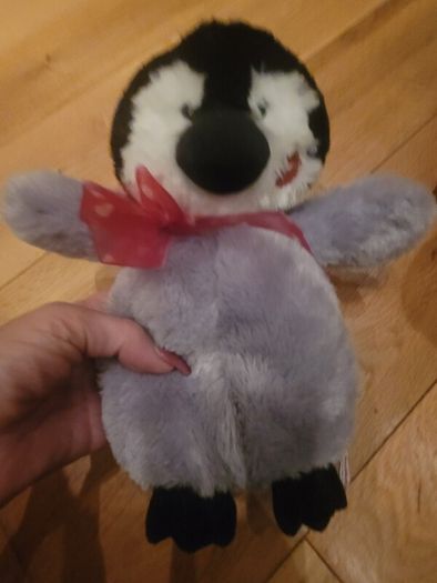Arora Kissing Blushing Penguin Soft Plush Toy & Gift Bag