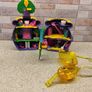 Vintage 1995 Winnie the Pooh "Hunny Pot" Treehouse & Polly Pocket Keychain Lot Image 3