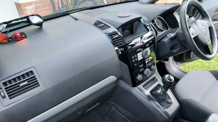 2011 Opel Zafira