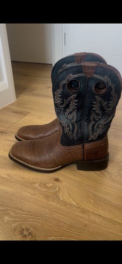 Men's cowboy boots "new"