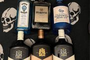 Jameson powers ballantines Johnnie walkers TEELING disaronno Irishman Hennessy Drumshanbo Gunpowder Irish Gin vodka whiskey empty Bottle  Jack Daniels Bombay sapphire Belvedere mini bottles