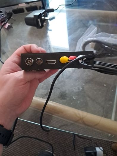 Saorview (DVB-T2) Receiver and Hdmi and Rca cable