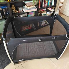 travel cot