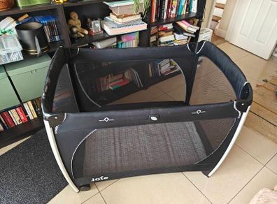 travel cot