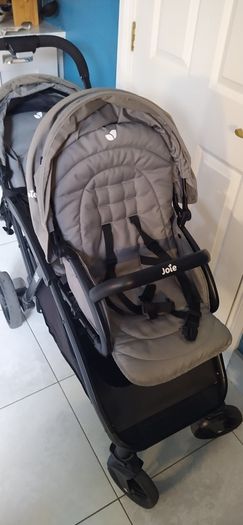 Joie Evalite Duo lightweight tandem double stroller in gray
