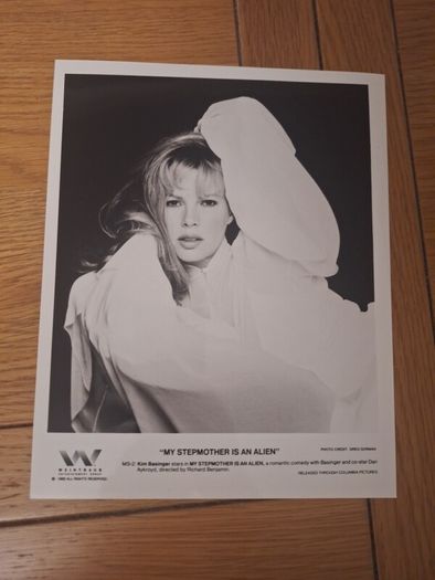 1988 My Stepmother Is An Alien Press Kit