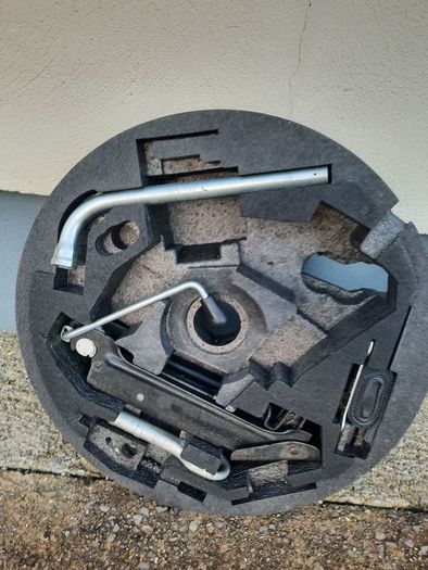 spare wheel for golf
