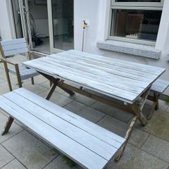 Garden Table, 2 Benches & Chairs