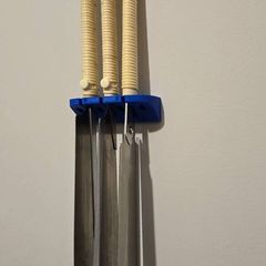Japanese saw holder