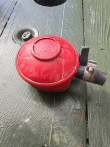 Gas