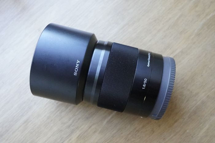 Sony E 50mm f1.8 OSS lens