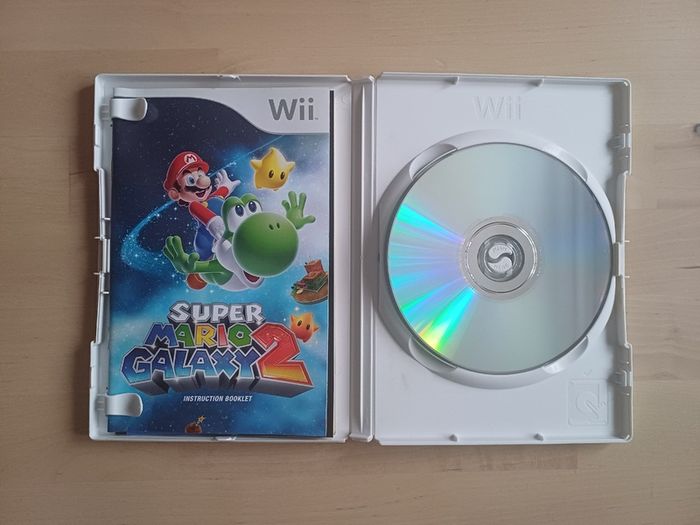 Nintendo Wii Super Mario Galaxy 2 Console Video Game 2010