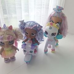 Kindi dolls