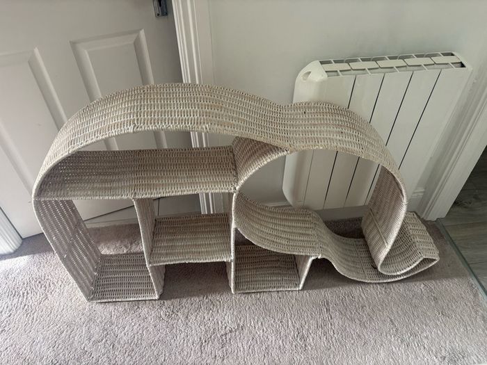 Elephant bookcase for nursery