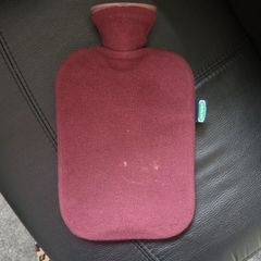 Hot water bottle