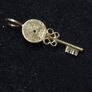 Vintage 14ct Gold 585 Green Stone Key Pendant Charm Image 2